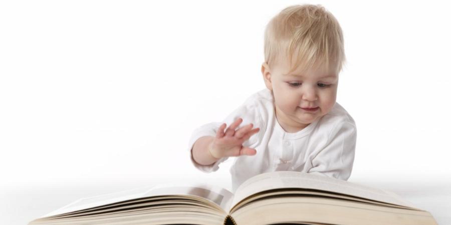 Книга в жизни маленьких детей. Первые шаги к чтению. Дети началки.